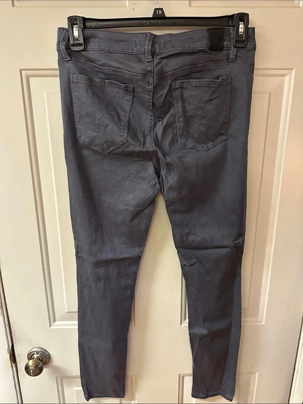 Level 99 Women’s Skinny Pants in Slate Gray - Picture 4 of 8